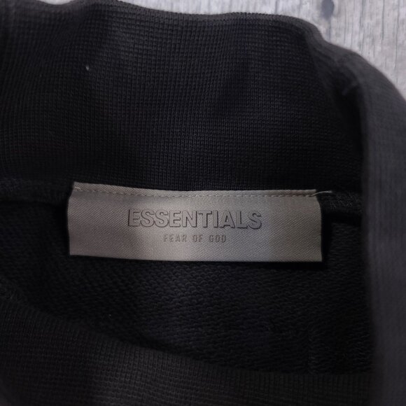 Essentials Fear Of God Sweatshirt Womens XL Black Fade 3/4 Sleeve Oversized Mock - Picture 7 of 9